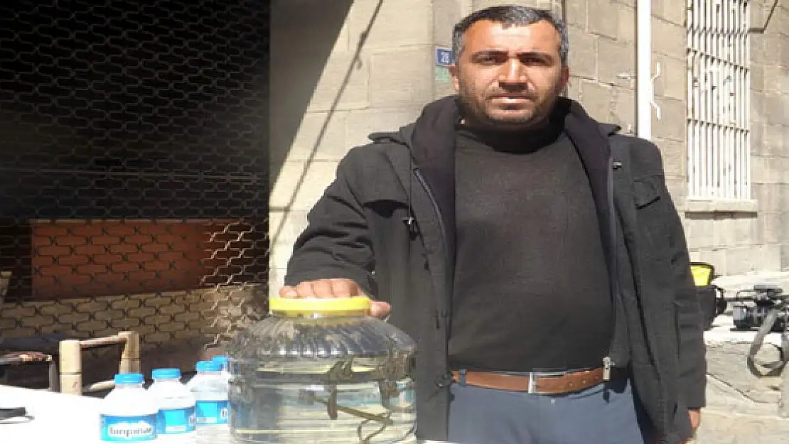 Sülük Tedavisine Halkın İlgisine Rağbet Var 