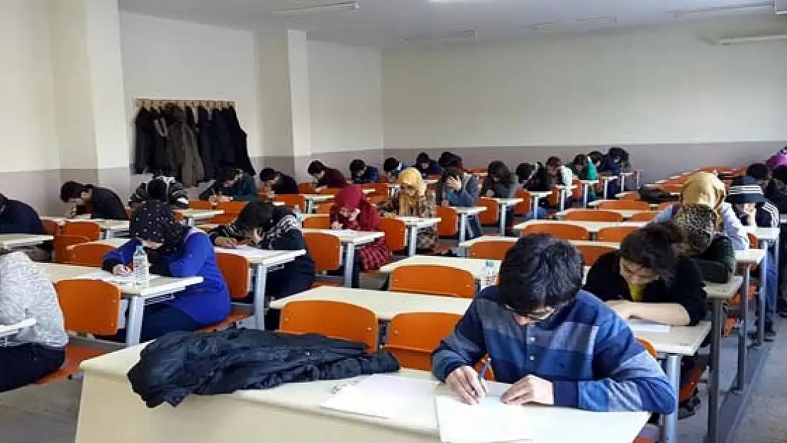 Çınar Koleji'nden YGS Provası