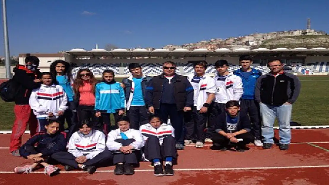 Vanlı Atletizmcilerden Büyük Başarı