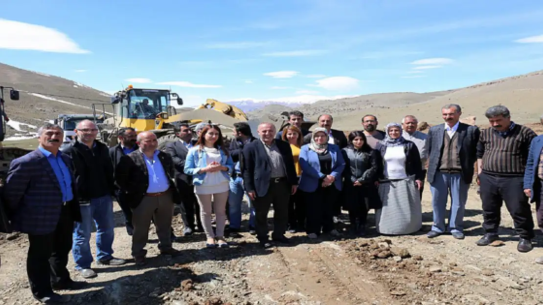 Gürpınarda Temel Atma Töreni