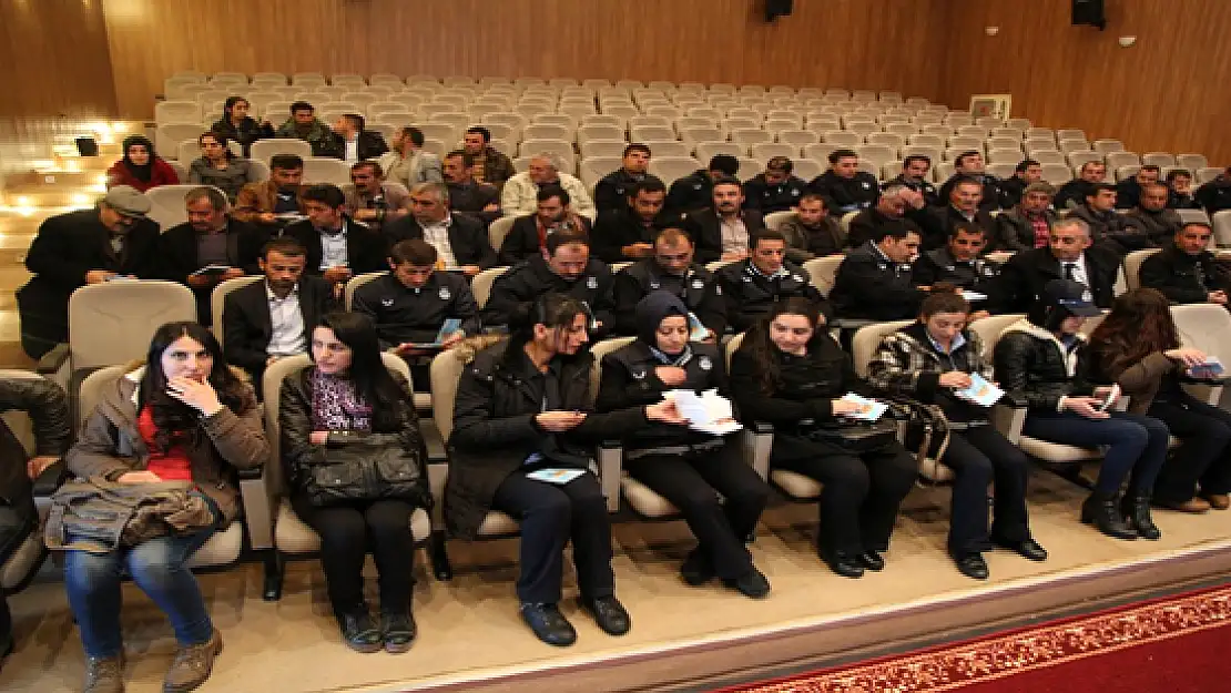İpekyolu Belediyesi'nden Madde Bağımlılığı Semineri 