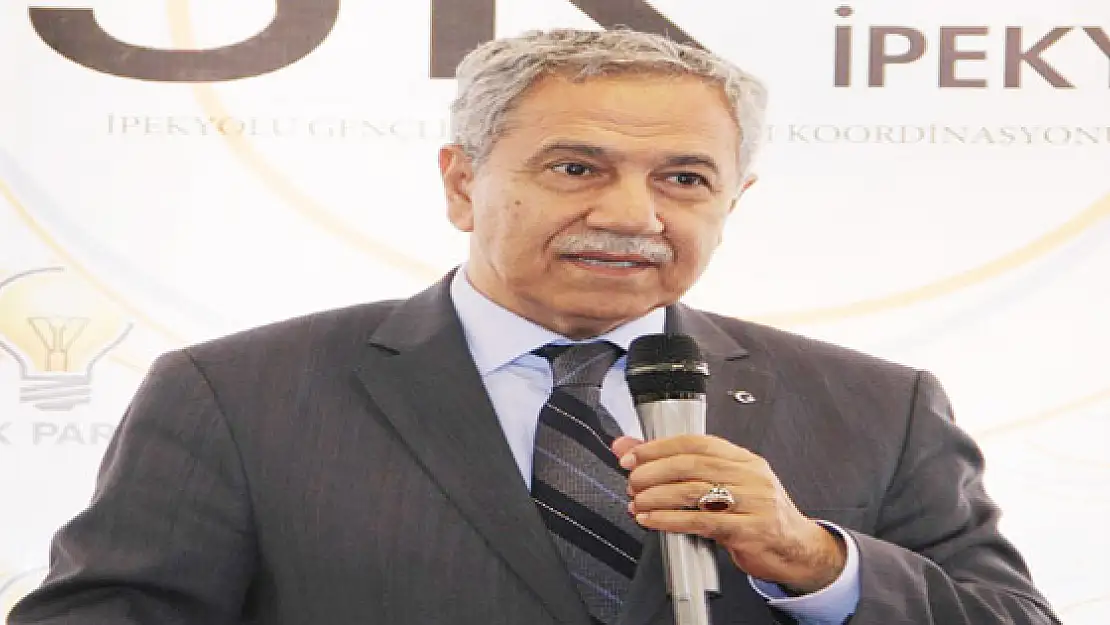 Arınç'tan Bombalı Saldırıya Kınama 