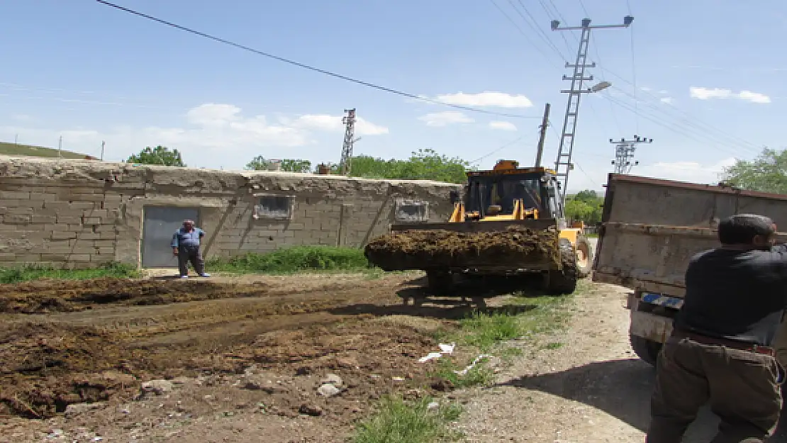 Tuşba Belediyesinden Çevre Ve İnsan Sağlığı Çalışması