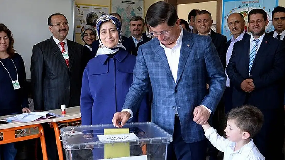 Başbakan Davutoğlu oyunu kullandı