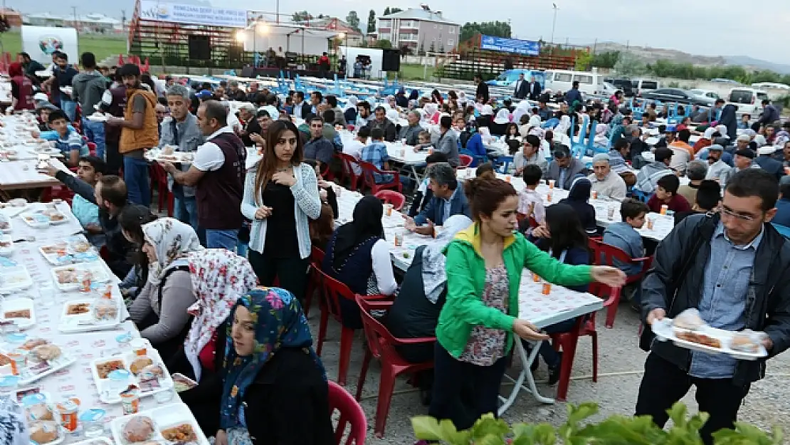 Büyükşehir Belediyesi Kobani'de Ölenler İçin Mevlit Okuttu