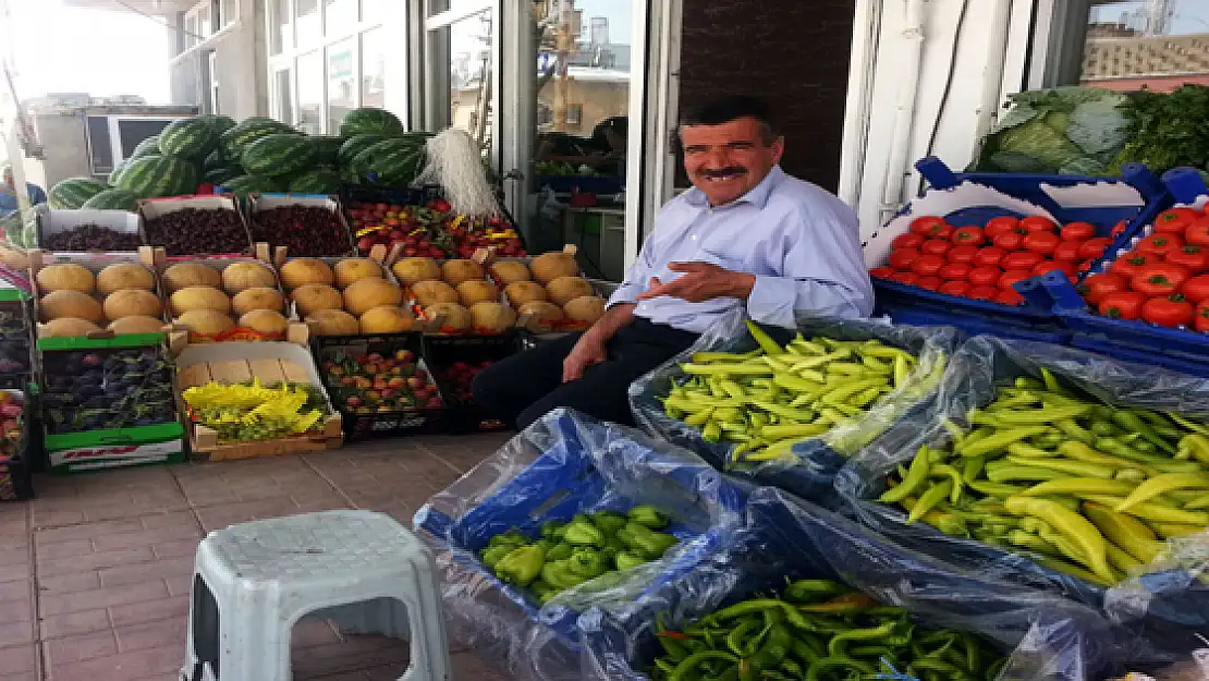 Gevaşlı Esnaf İşsizlikten Şikayetçi