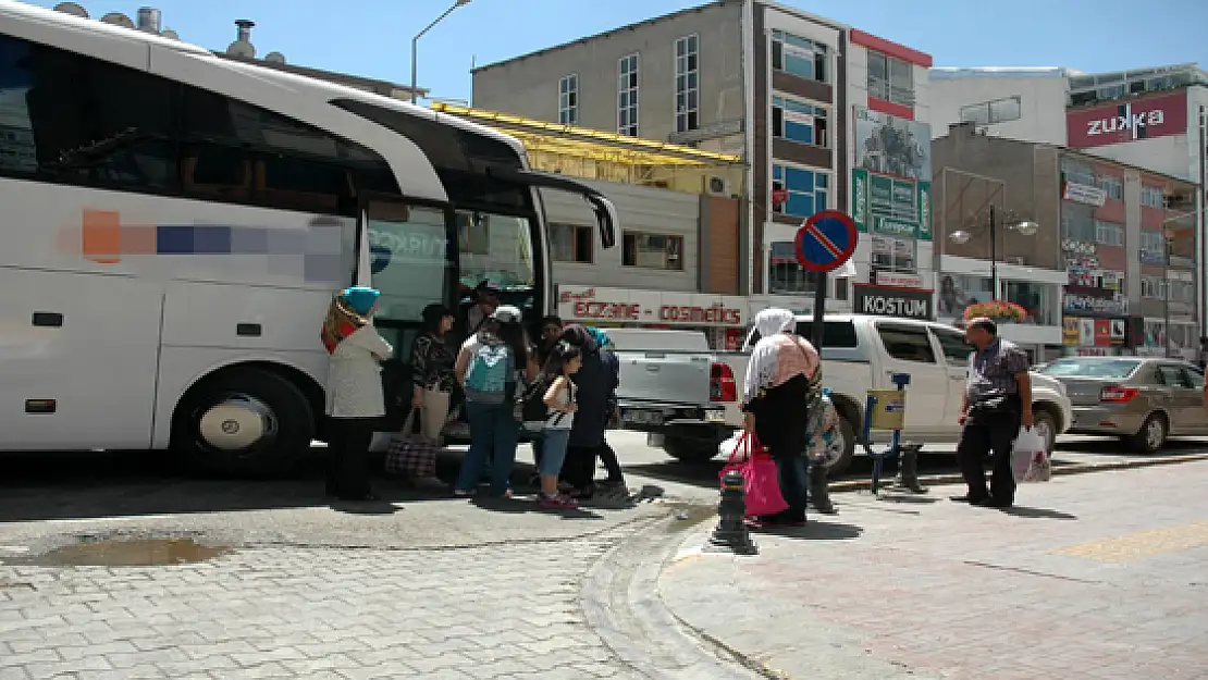 İranlılar Ülkelerine Dönüyor