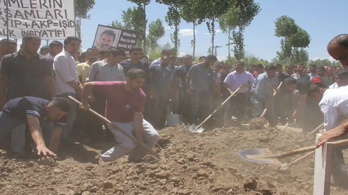 Yunus Emre Şen Toprağa verildi