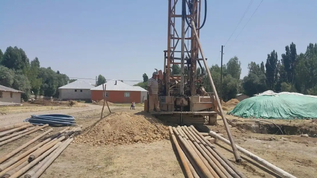 Erciş'te sondaj çalışması