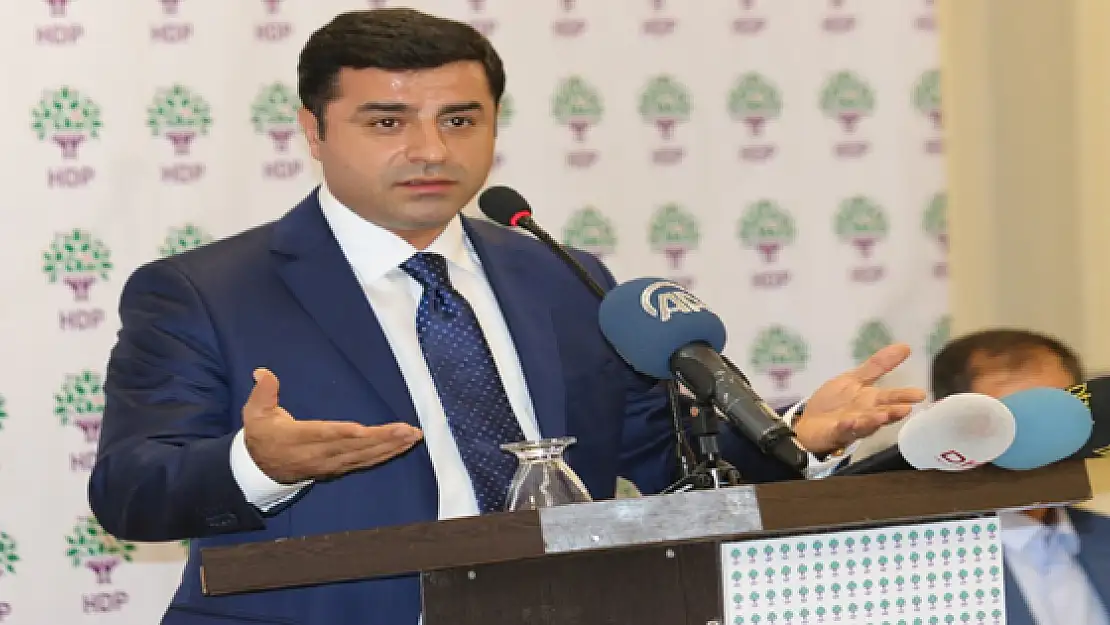 Demirtaş: Barış Umudunuzu Yitirmeyin