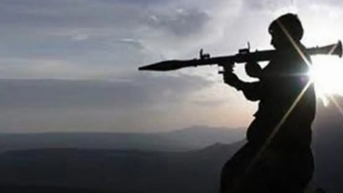  PKK Karakola Roketatarlarla Saldırdı