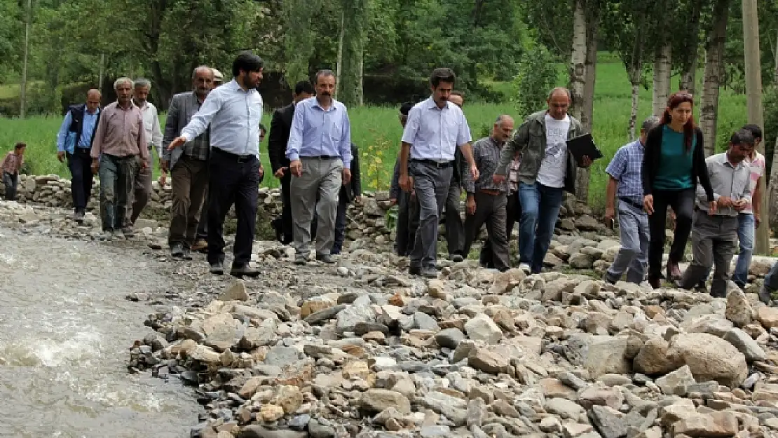  Eş Başkanlar Bahçesaray'da İncelemelerde Bulundu