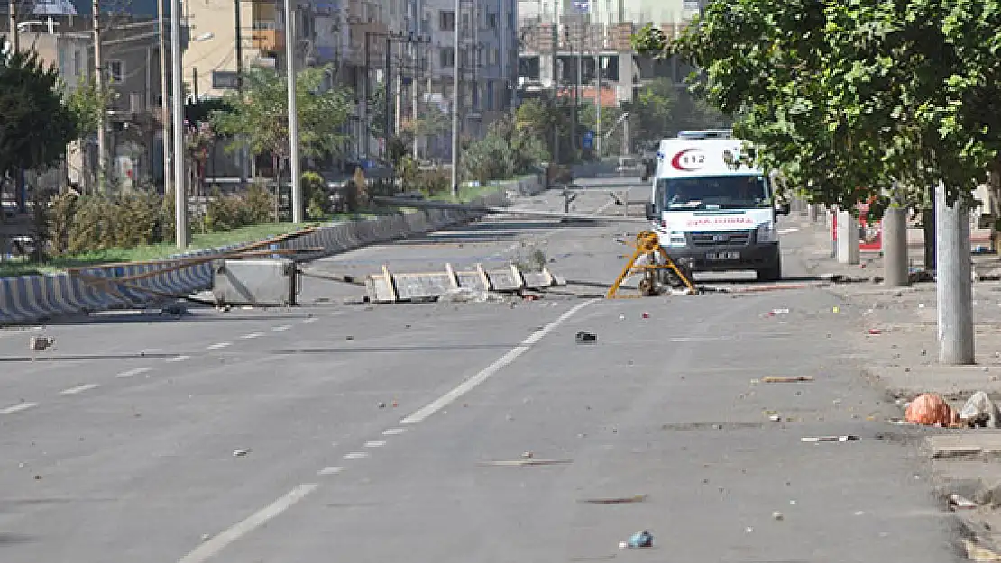 Cizre'deki sokağa çıkma yasağı Anayasa Mahkemesi'nde!