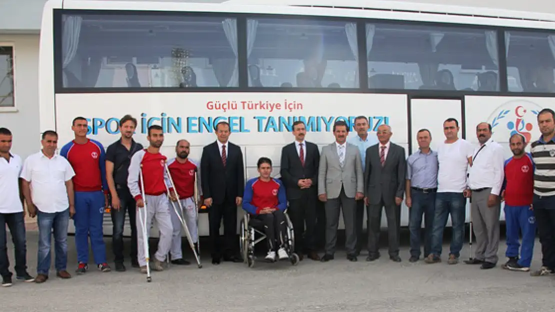 Engelli Sporculara Engelsiz Otobüs