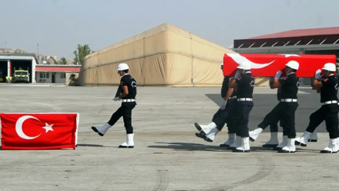 Şehit Polis Amiri Memleketine Uğurlandı