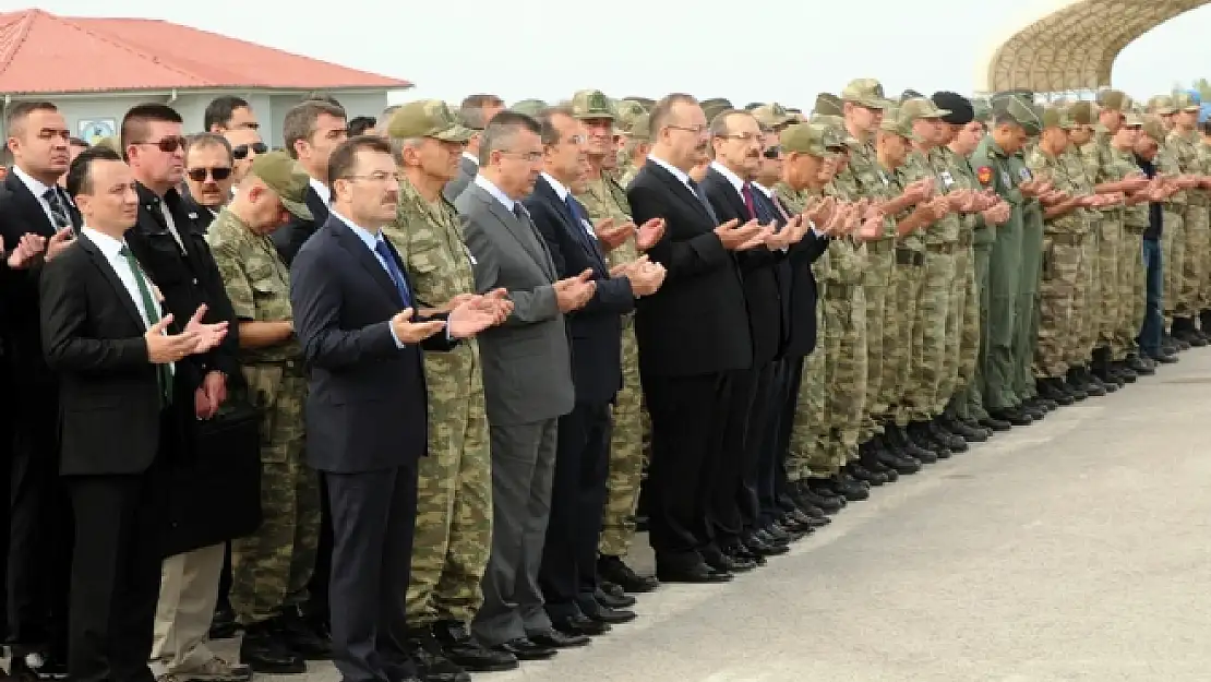 Şehitler Memleketlerine Uğurlandı