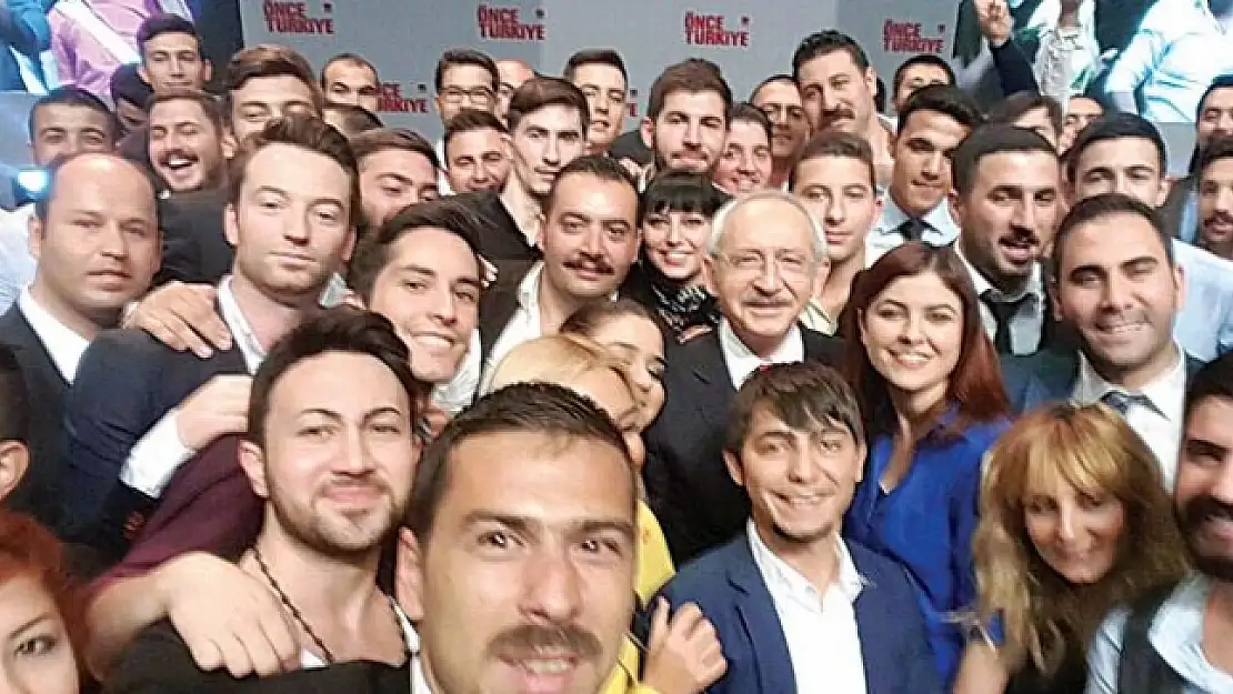 CHP gençlerin peşinde