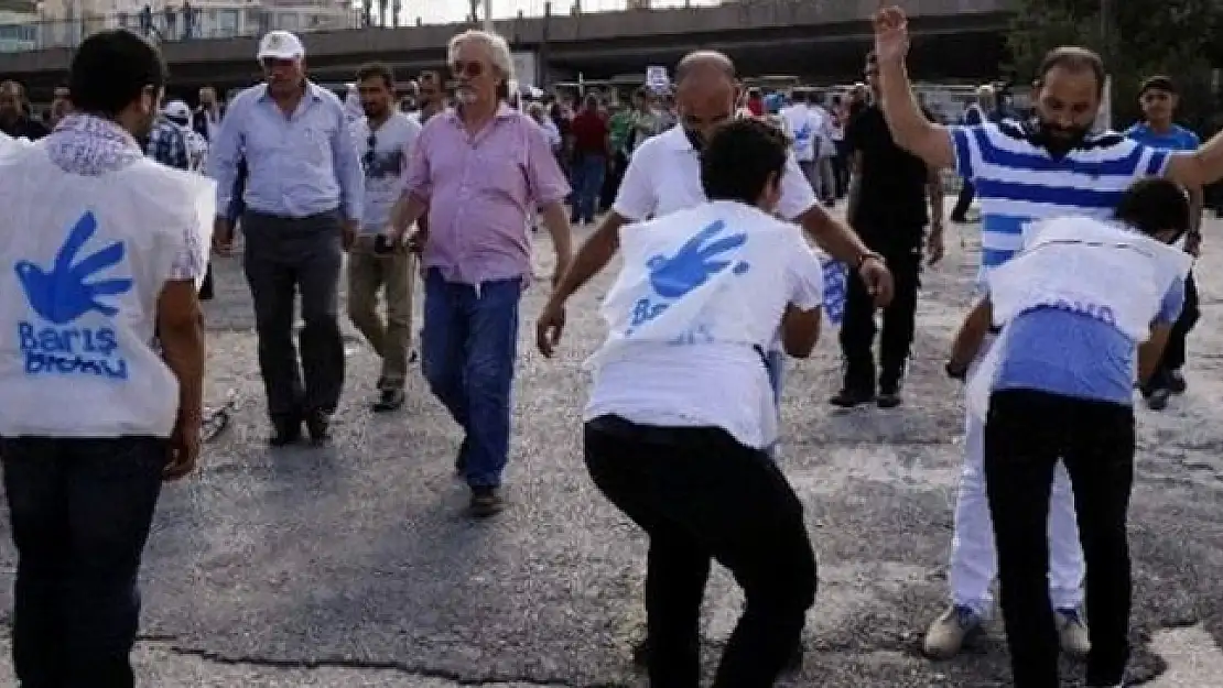 Miting öncesi toplama alanları kaldırılıyor