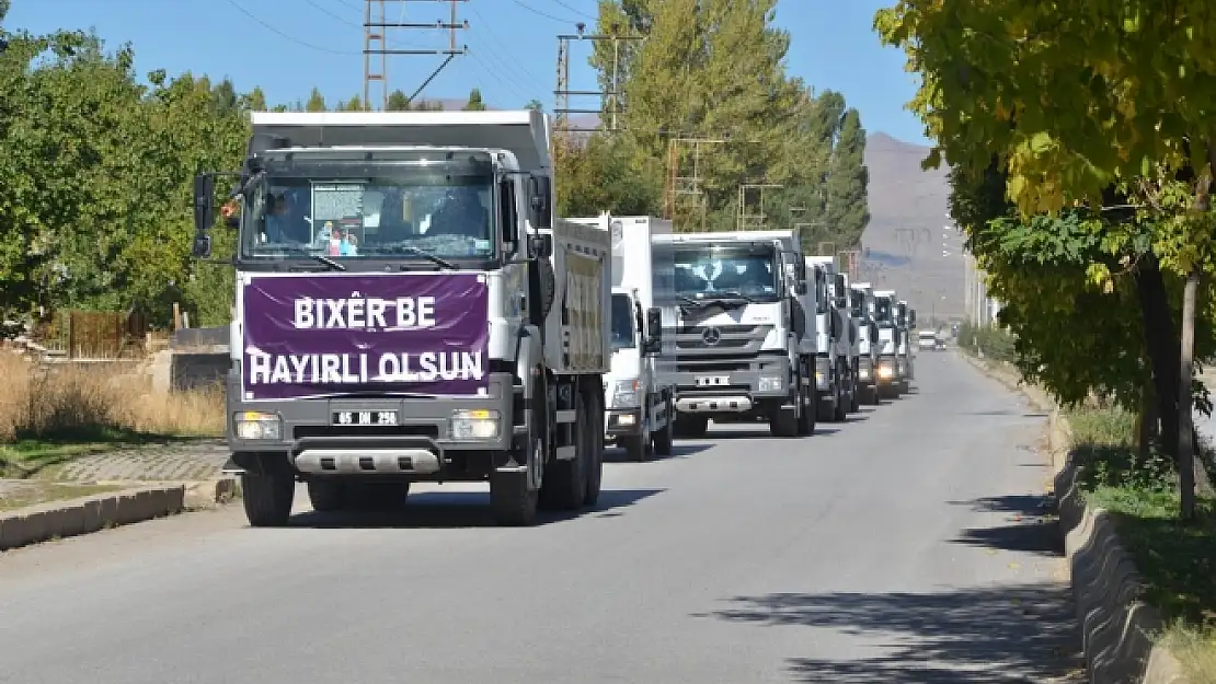 Erciş Belediyesi Yeni Araç Filosunu Tanıttı