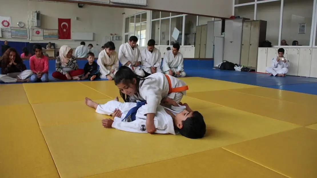 Vanda Judo Kuşak Sınavı