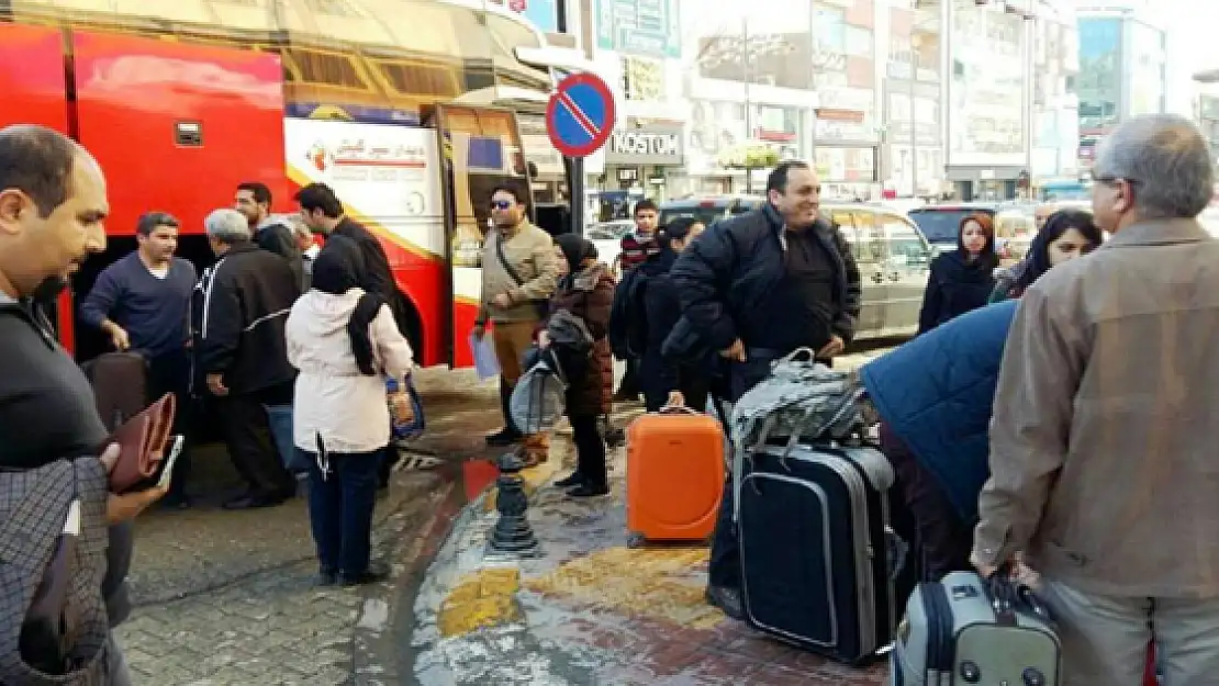 İranlı Turistler Gelmeye Başladı