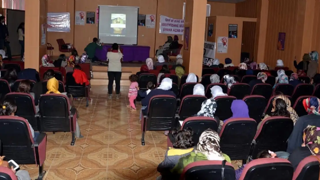 Ercişte Şiddete Hayır Semineri