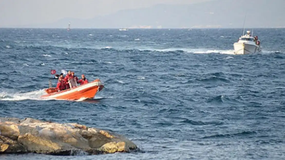 Egede sığınmacı teknesi battı: 6 ölü