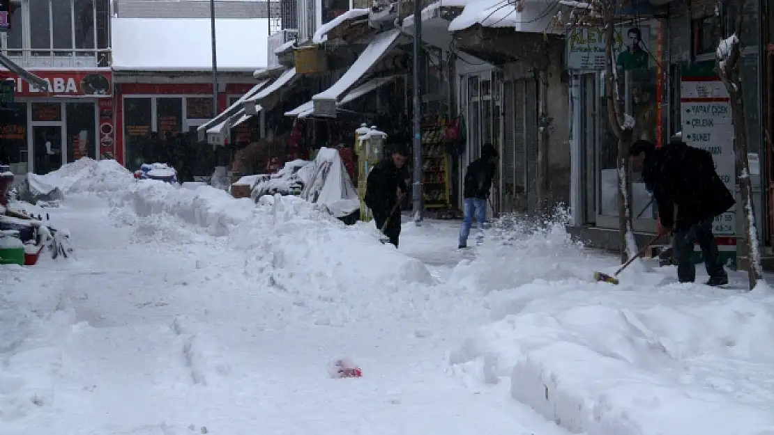 Muradiyede Kar Esareti