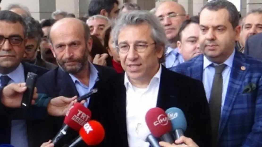 Can Dündar ve Erdem Güle iki kez müebbet istemi