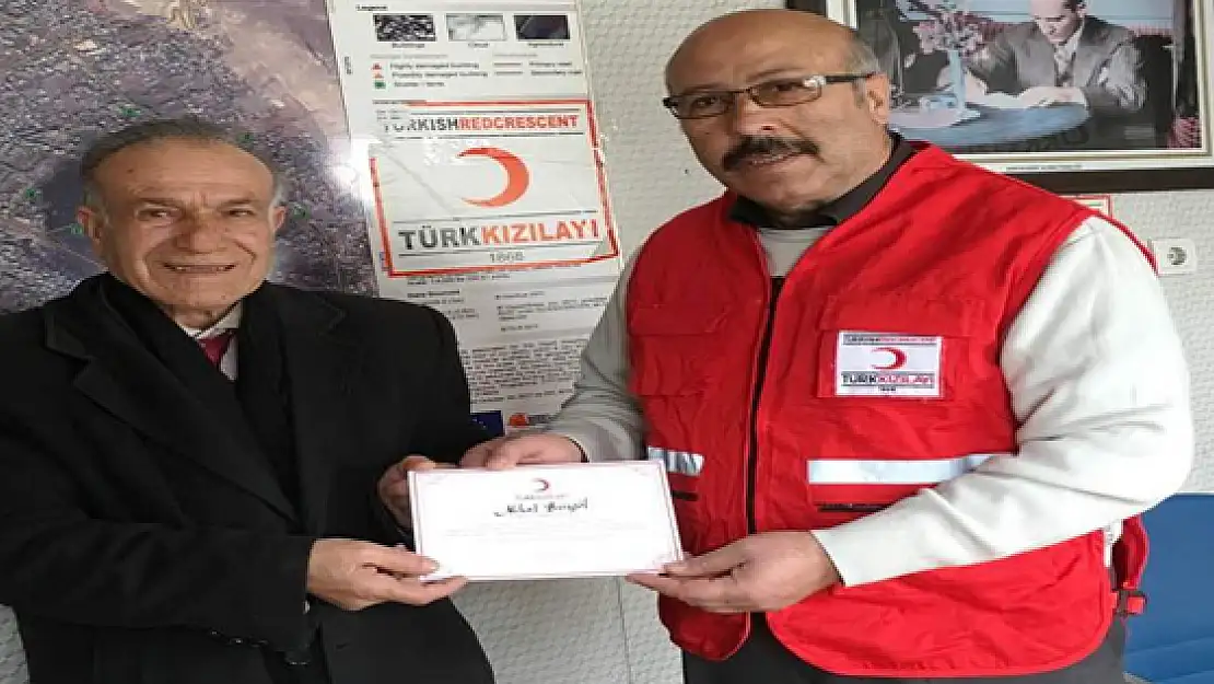 Kızılaydan Örnek Vatandaşa Teşekkür Belegesi