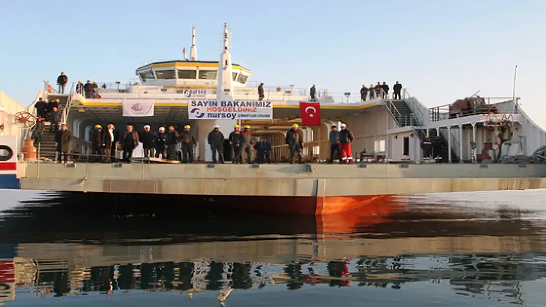 Bakanlar, Türkiyenin En Büyük Feribotunu İnceledi