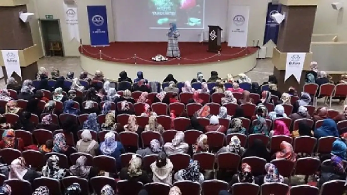 Vanda Kadınlara Konferans verildi