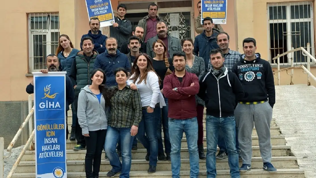 Gönüller İçin İnsan Hakları Atölyesi Semineri