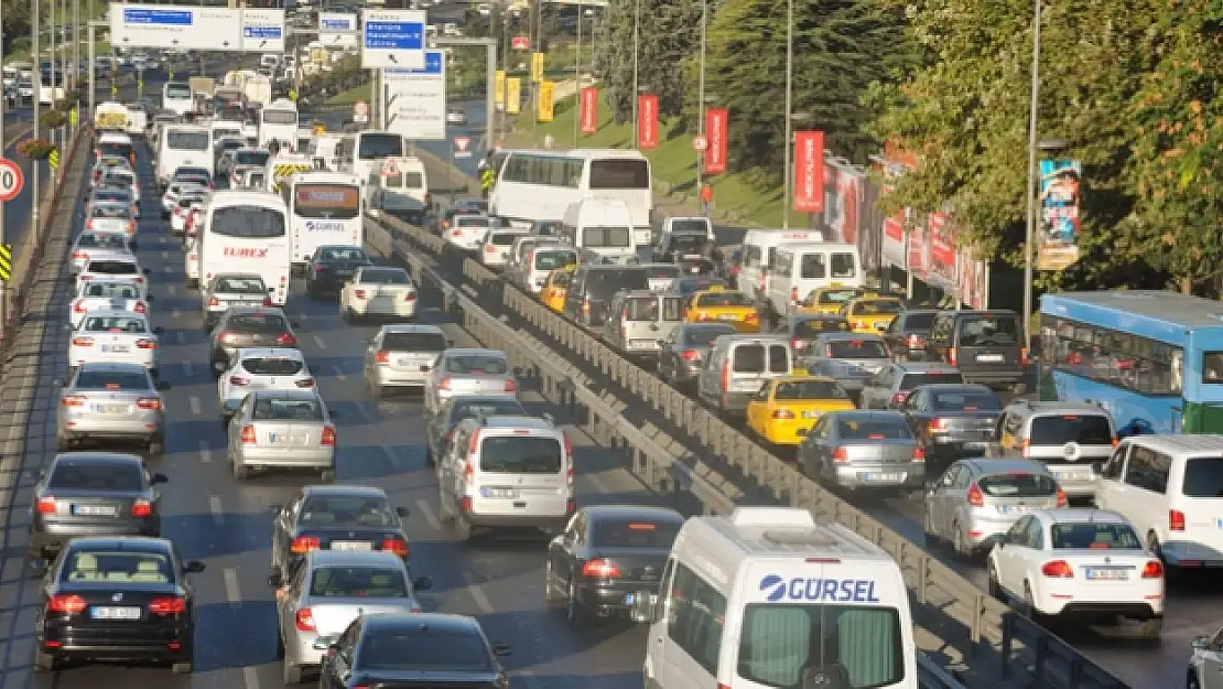 Havayı en çok dizel ve benzinli araçlar kirletiyor