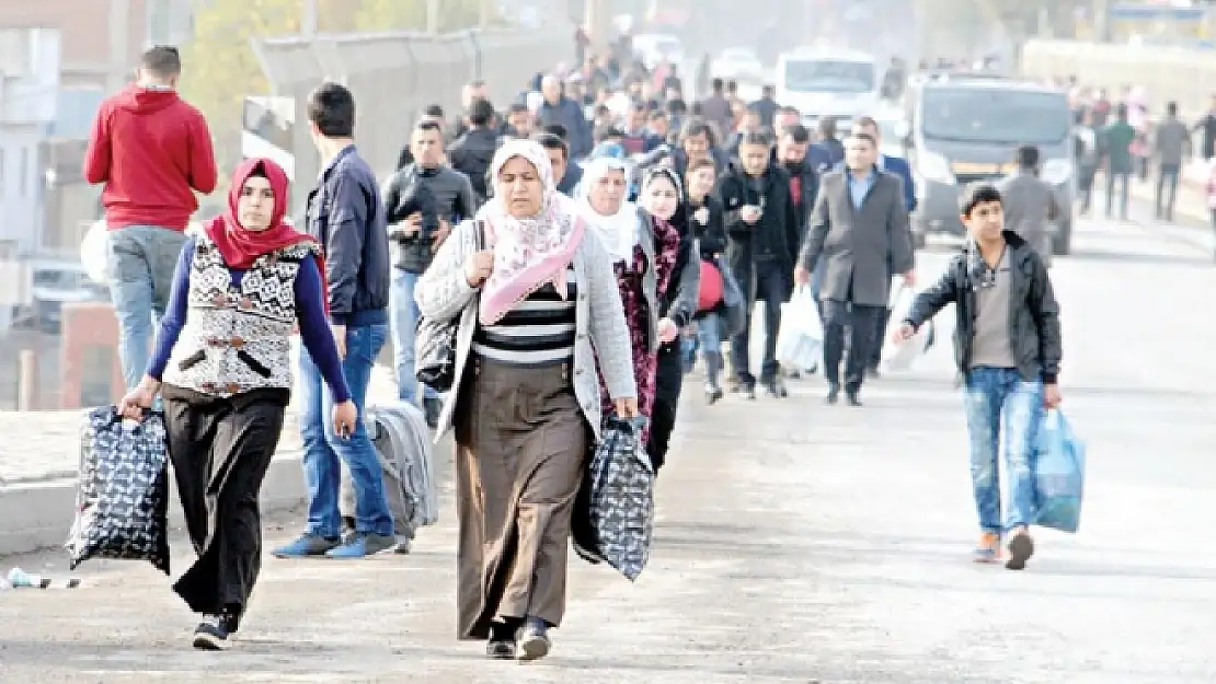 VAN'A GÖÇ EDENLER DÖNECEK