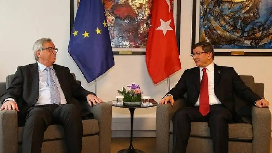 Ahmet Davutoğlu'ndan AB'ye vize telefonu