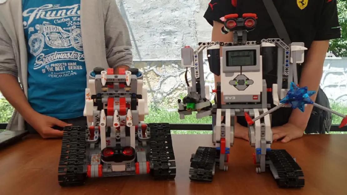 Vanda Tübitak Robot Ve Bilim Fuarı 