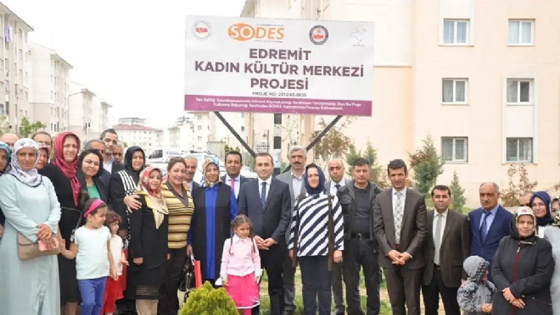 Edremitli Kadınların Sergisine Yoğun İlgi