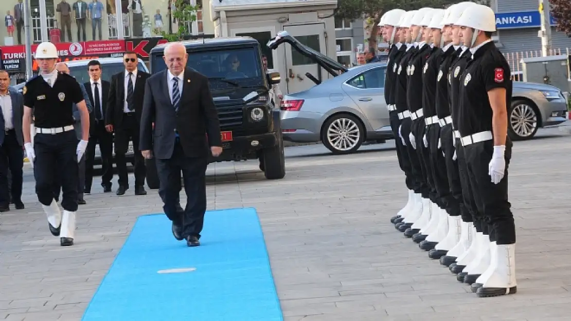 TBMM Başkanı Kahramandan Van'a ziyaret 