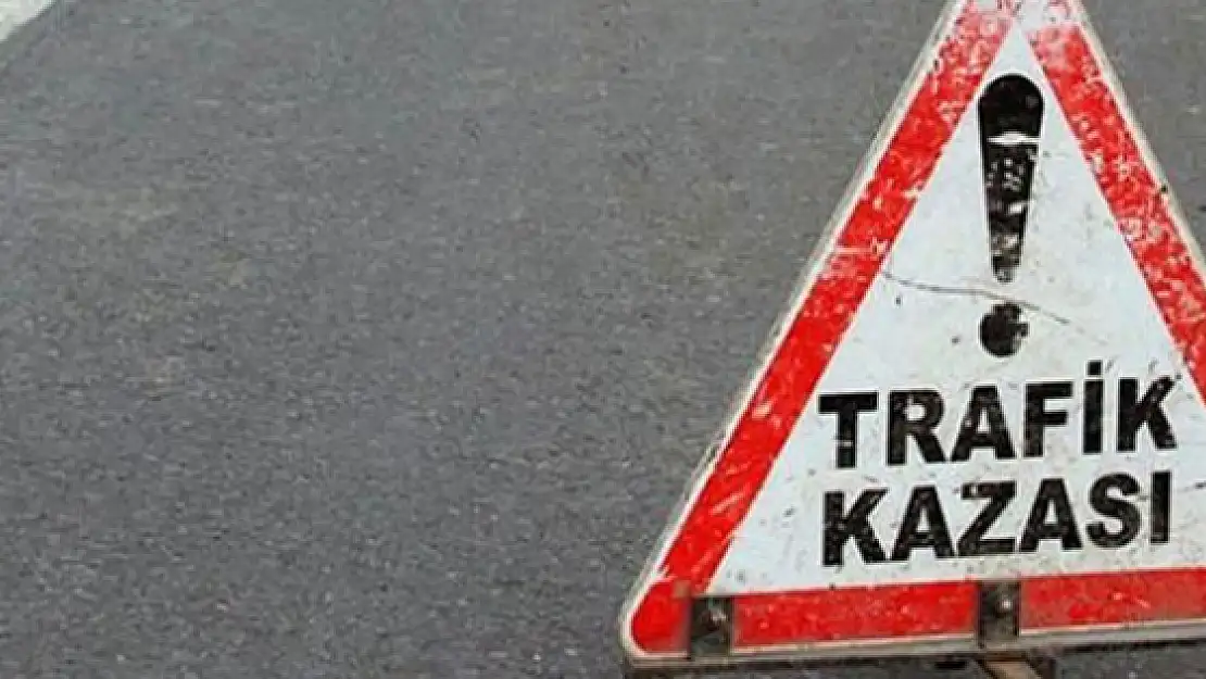 Vanda 2 Ayrı Trafik Kazası 1 Ölü, 4 Yaralı