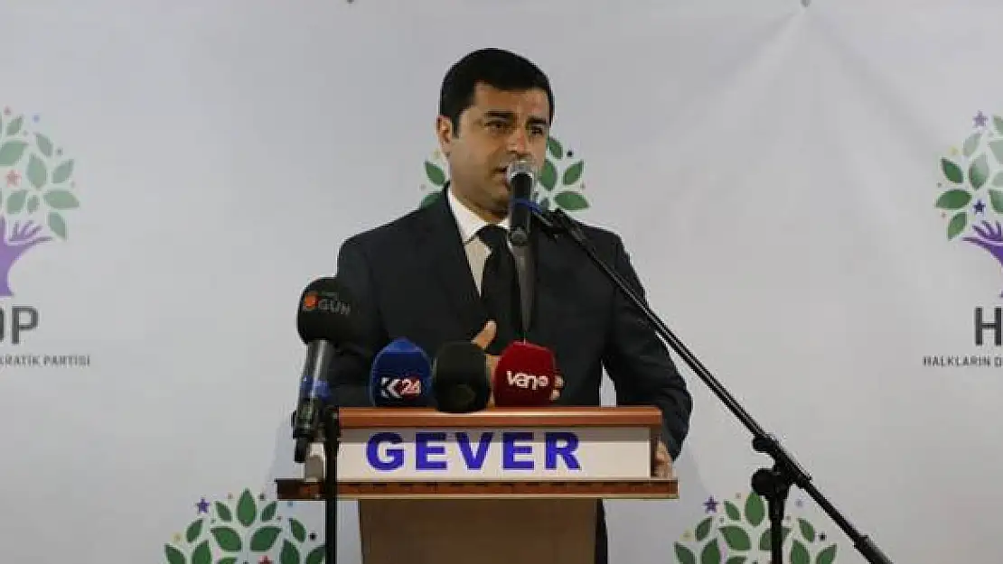 Demirtaş'tan Yüksekova ile dayanışmaya çağırısı