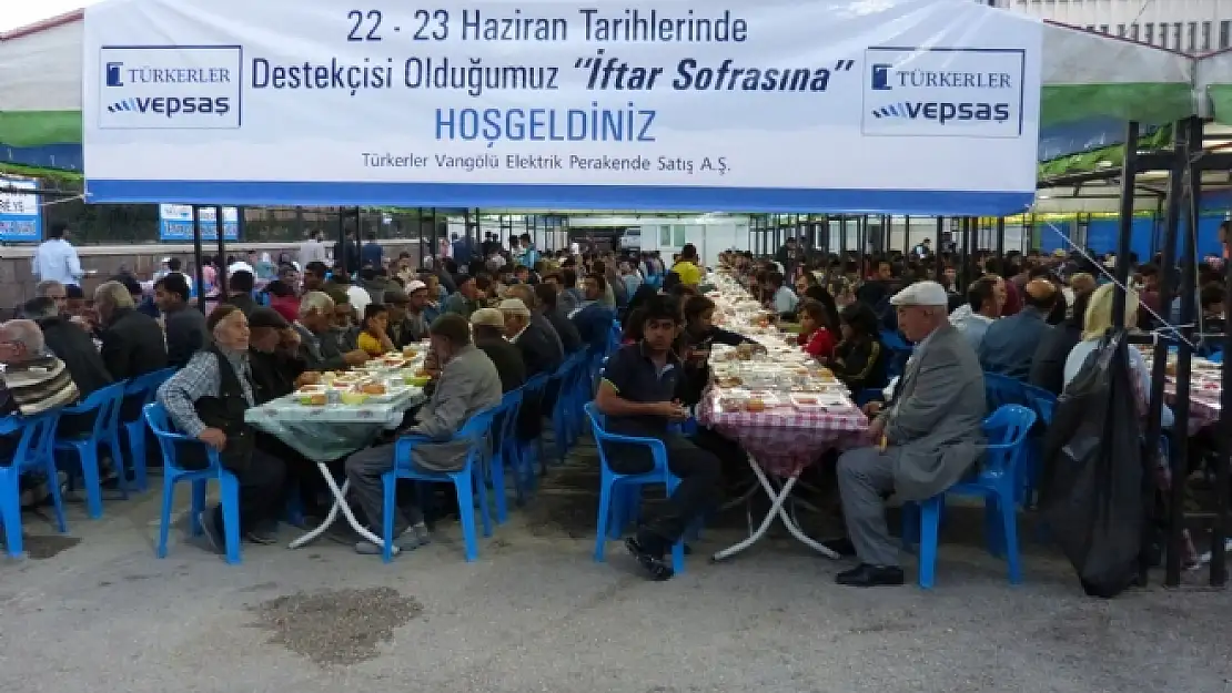 VEDAŞ ile VEPSAŞ iftarda vatandaşlarla buluştu