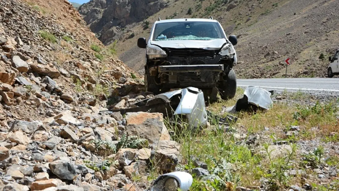 Van'da trafik kazası 2 ölü