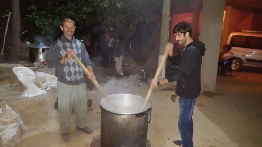 Van'da 200 Yıllık Bayram Geleneği Devam Ediyor