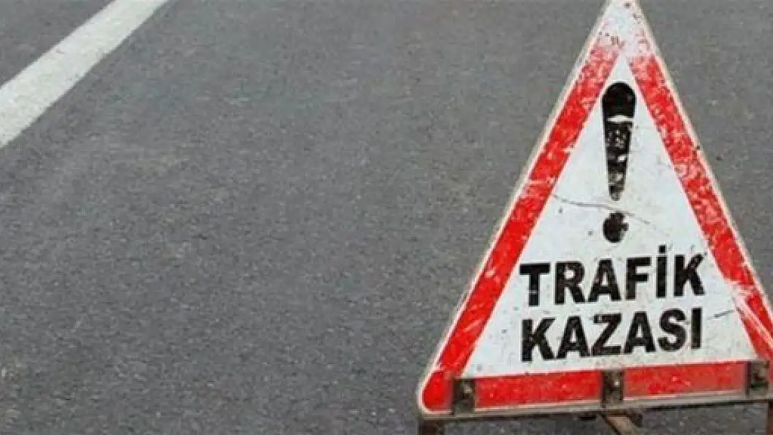 Van'da trafik kazası, 4 yaraları