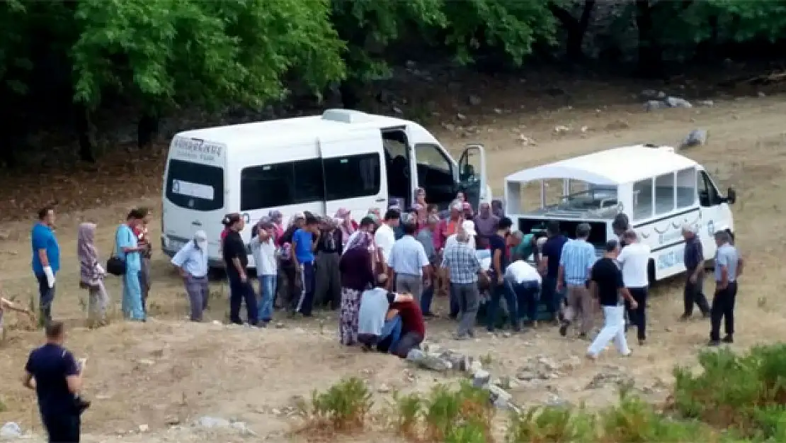 Kayınvalidesini ve 4 yaşındaki baldızını öldürdü