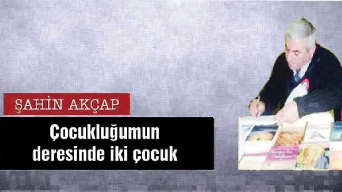 Çocukluğumun deresinde iki çocuk