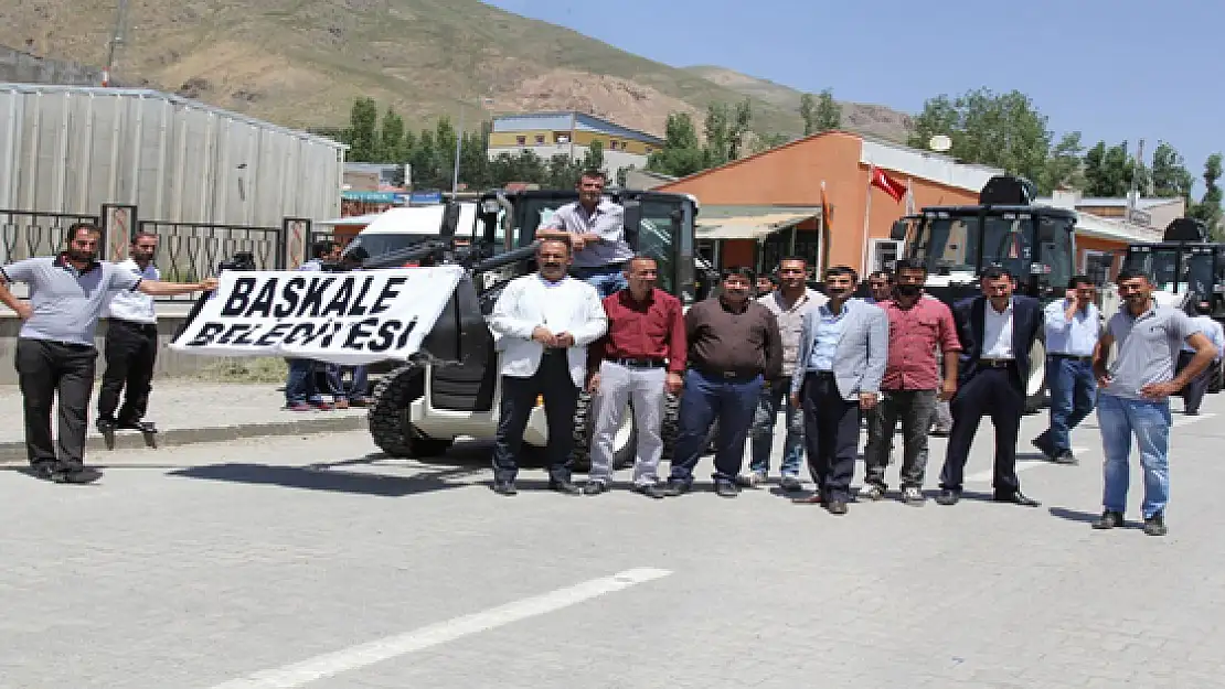 Başkale Belediyesi araç parkını güçlendirdi