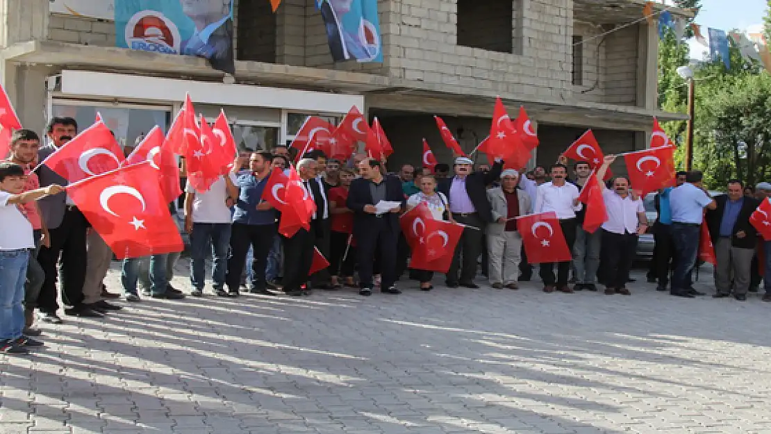 Başkalede darbe protestosu