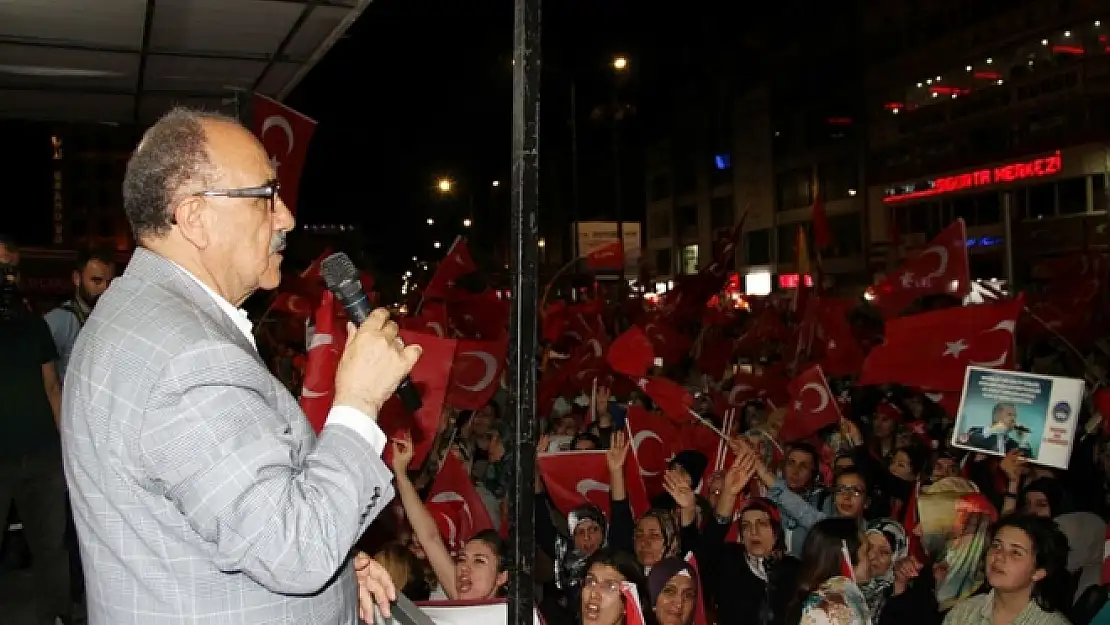 Beşir Atalay:Allah ülkemizi ve milletimizi korudu